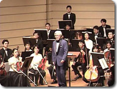 �ʐ^�F��8�������t��